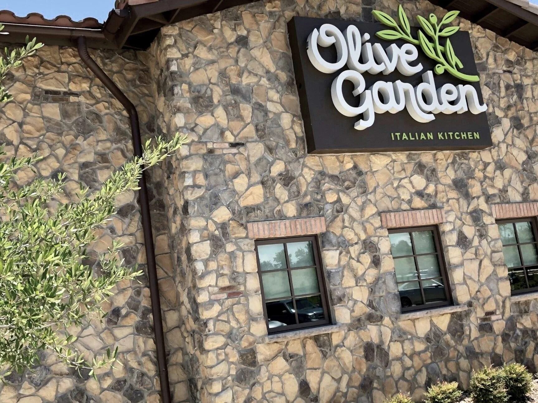 The Canyon in Oak Cliff, photograph 3